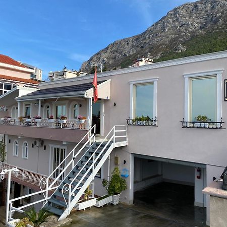 Alesio Guest House Krujë Eksteriør bilde