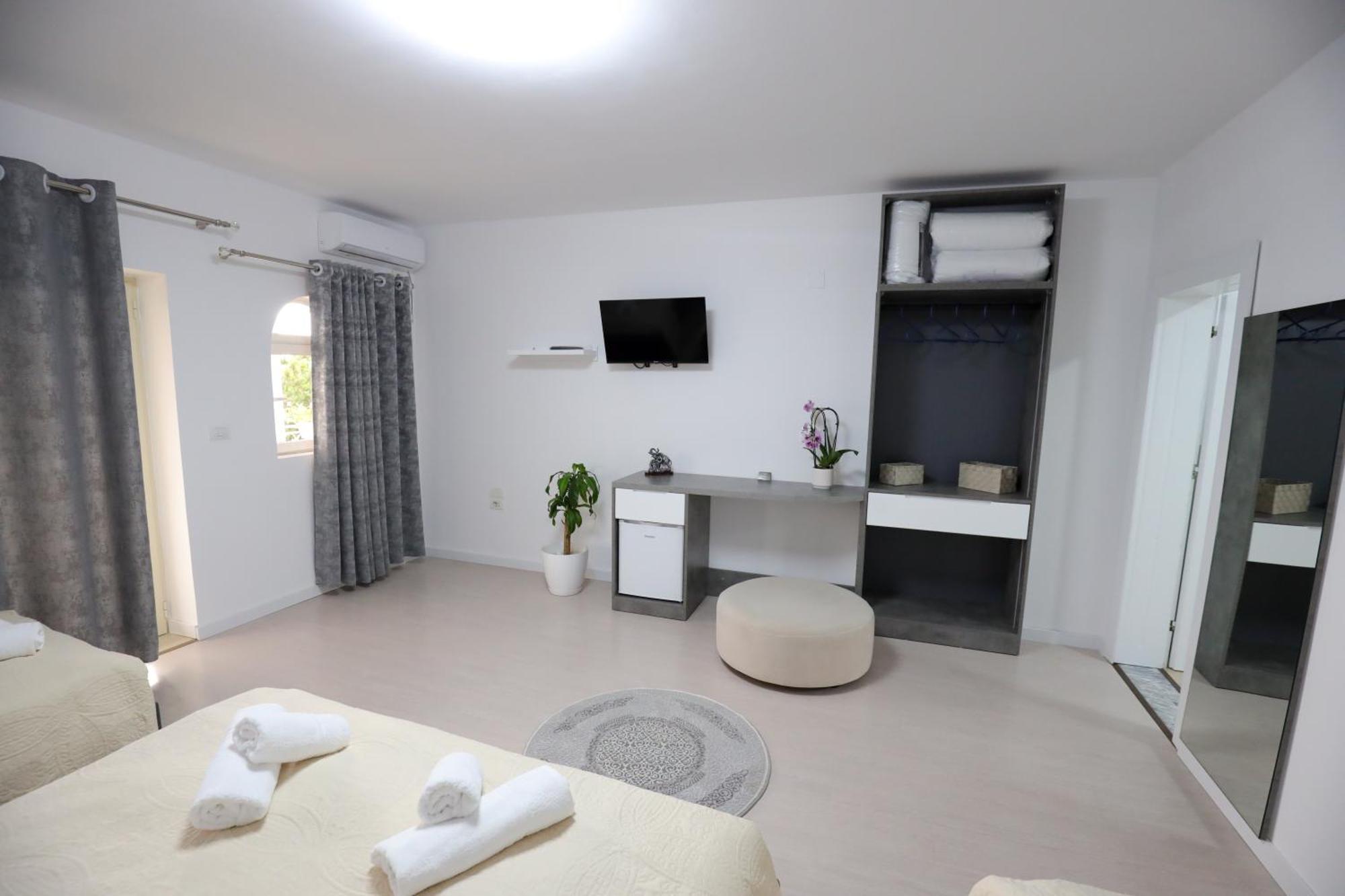 Alesio Guest House Krujë Eksteriør bilde