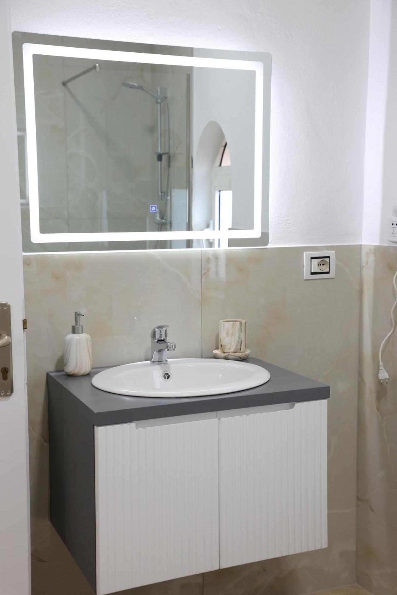Alesio Guest House Krujë Eksteriør bilde